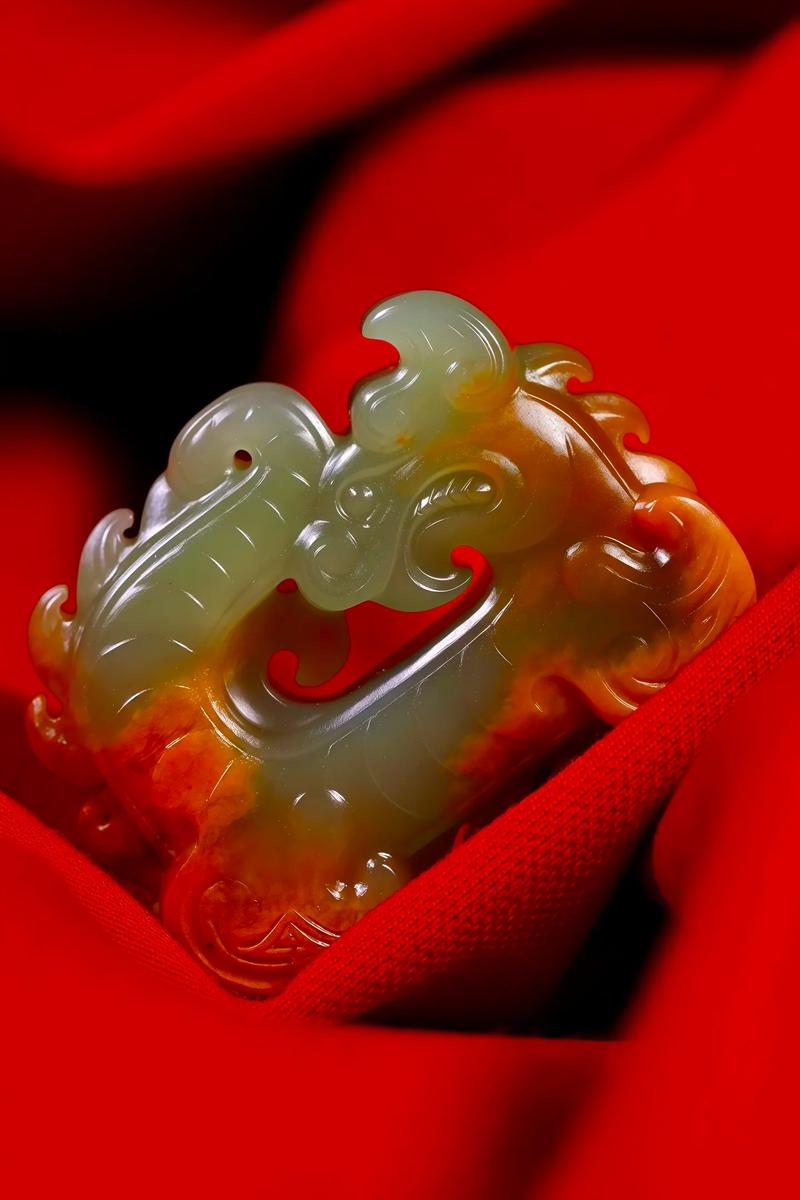 岫岩玉手镯：东方之美与文化传承